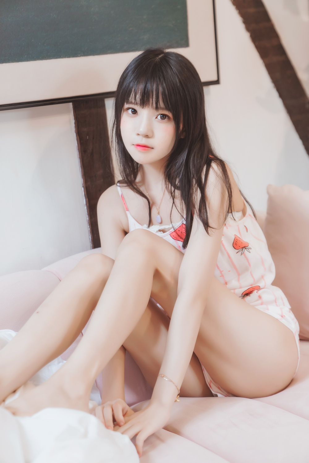 图片[1]-桜桃喵 – 唇边小草莓 [13P90M]-微密空间-全网最全抖音网红铁粉空间写真